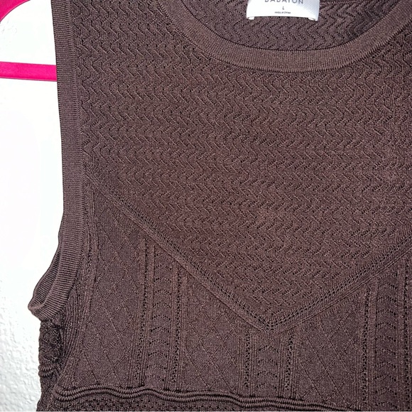 Tank - Picture 6 of 6